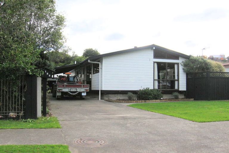 Photo of property in 132 Lethbridge Street, Feilding, 4702