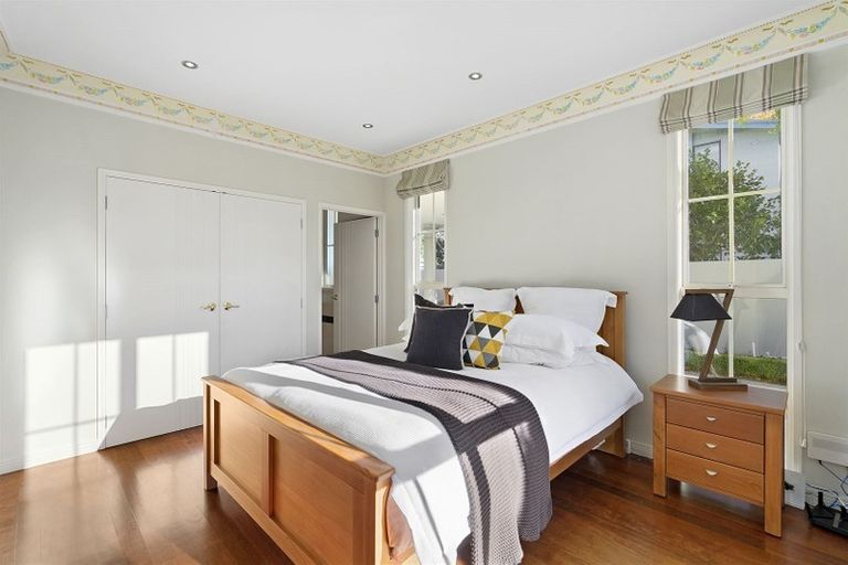 Photo of property in 30 Glandovey Road, Fendalton, Christchurch, 8052