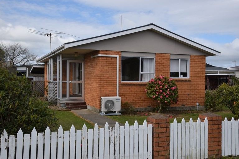 Photo of property in 2/64 Glengarry Crescent, Glengarry, Invercargill, 9810