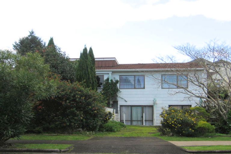 Photo of property in 40 Ransom Smyth Drive, Goodwood Heights, Auckland, 2105