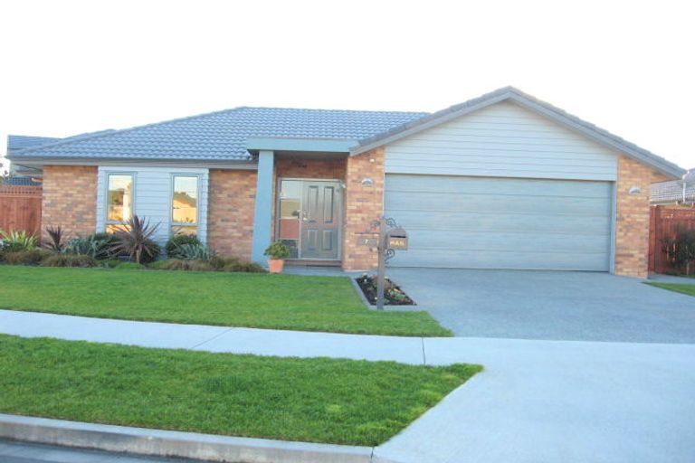Photo of property in 7 Belfry Place, Wattle Downs, Auckland, 2103