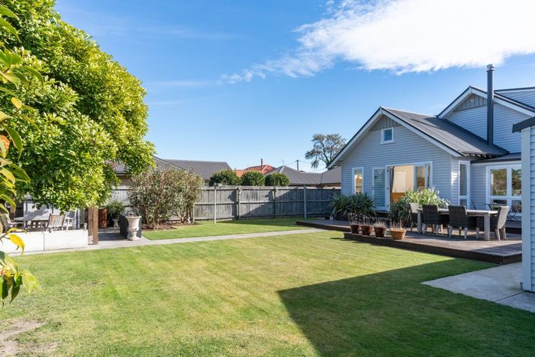 Photo of property in 20 Plynlimon Road, Fendalton, Christchurch, 8052