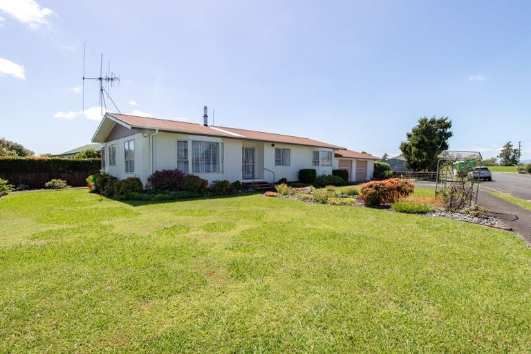 Photo of property in 11 Mcclean Place, Ngatea, 3503