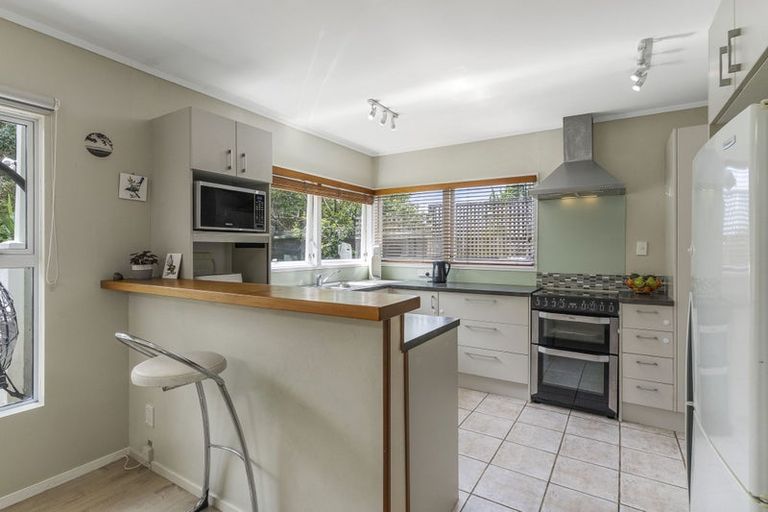 Photo of property in 208 Glamorgan Drive, Torbay, Auckland, 0630