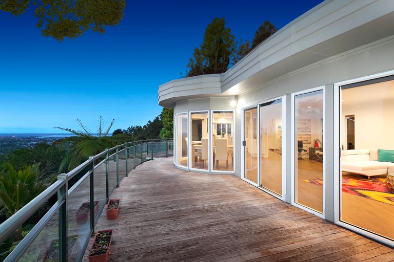 Photo of property in 57 Kohu Road, Titirangi, Auckland, 0604