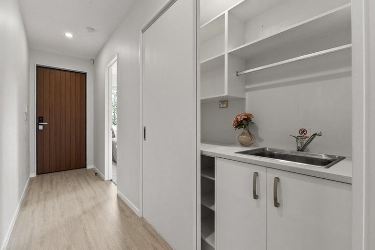 Photo of property in 66 Kano Way, Hobsonville, Auckland, 0616