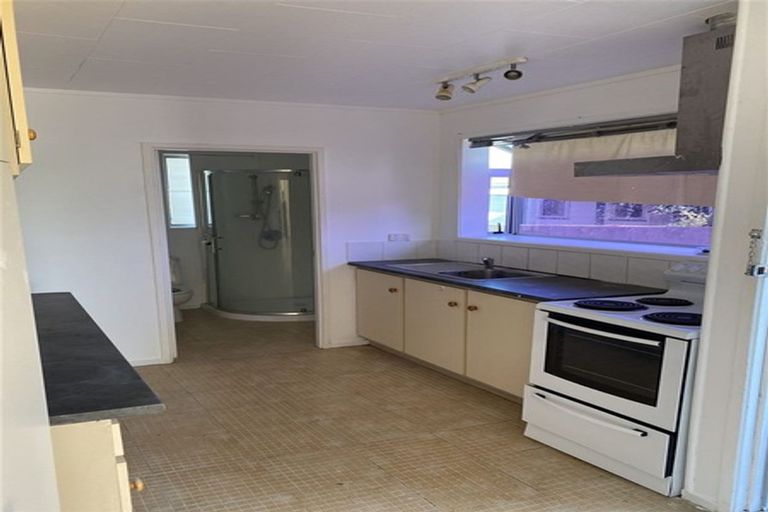 Photo of property in 36 Reelick Avenue, Pakuranga Heights, Auckland, 2010