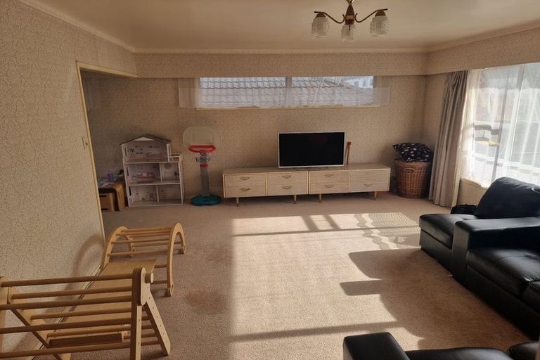 Photo of property in 49 Central Avenue, Papatoetoe, Auckland, 2025