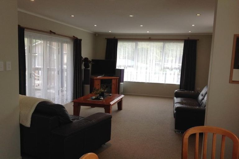 Photo of property in 12 Timaru Grove, Kelson, Lower Hutt, 5010