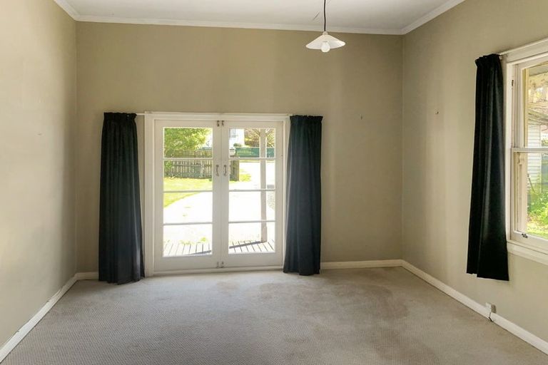 Photo of property in 6 Carlson Street, Dannevirke, 4930