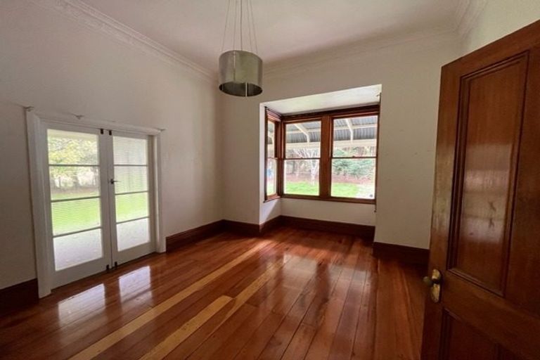 Photo of property in 140a Upper Fitzherbert Road, Wainuiomata, Lower Hutt, 5373