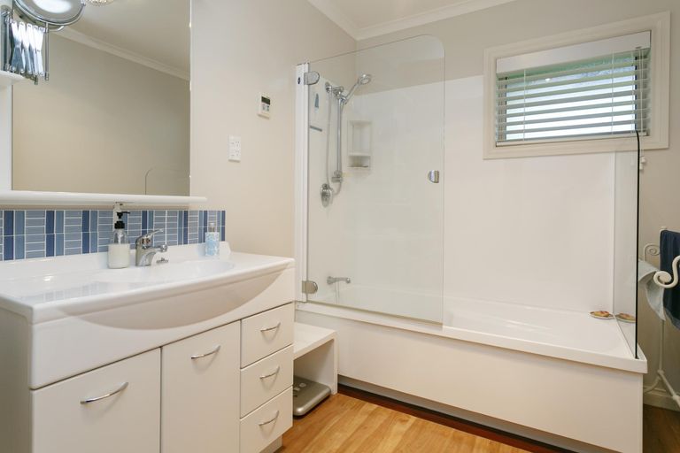 Photo of property in 24 Luberon Way, Nukuhau, Taupo, 3330