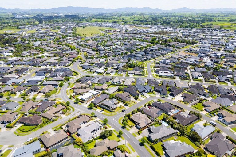 Photo of property in 52 Magellan Rise, Flagstaff, Hamilton, 3210