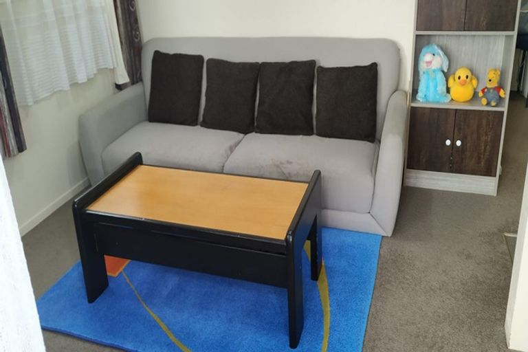 Photo of property in 27b Stott Avenue, Birkdale, Auckland, 0626