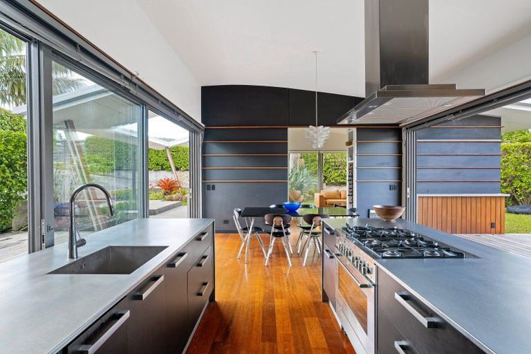 Photo of property in 107 Russell Bruce Place, Onemana, Whangamata, 3691