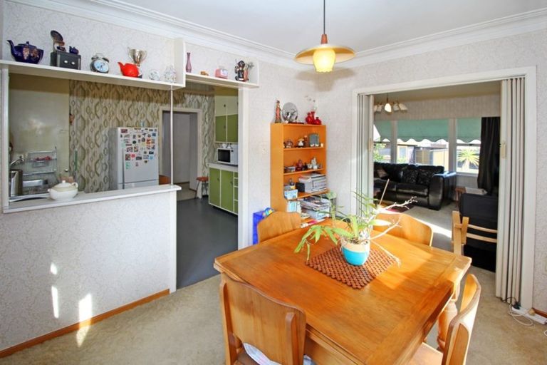 Photo of property in 104a Wyllie Road, Papatoetoe, Auckland, 2025