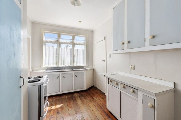 Photo of property in 629 Queen Street East, Levin, 5510