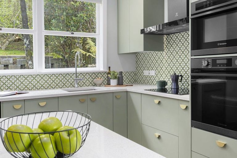 Photo of property in 17 Mitchell Street, Brooklyn, Wellington, 6021