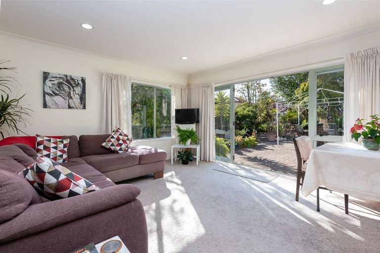 Photo of property in 755 Chapel Road, Dannemora, Auckland, 2016