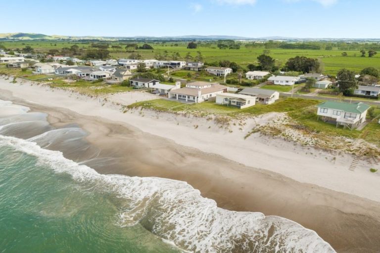 Photo of property in 425 Pukehina Parade, Pukehina, Te Puke, 3189