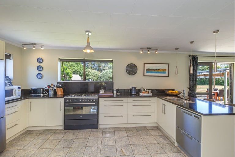 Photo of property in 49 Vista Road, Ohau, Levin, 5570