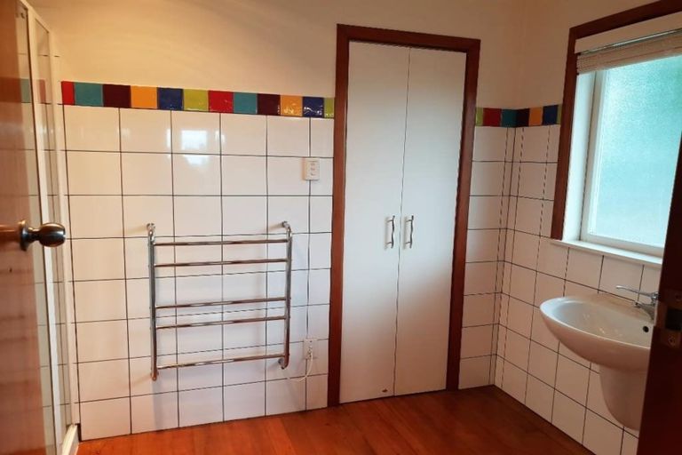 Photo of property in 185 Don Buck Road, Massey, Auckland, 0614