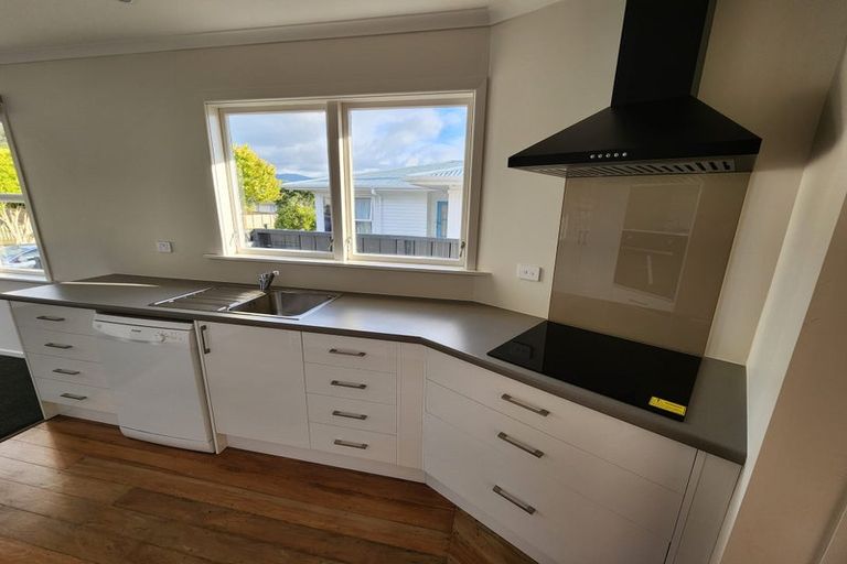 Photo of property in 35 Meremere Street, Wainuiomata, Lower Hutt, 5014
