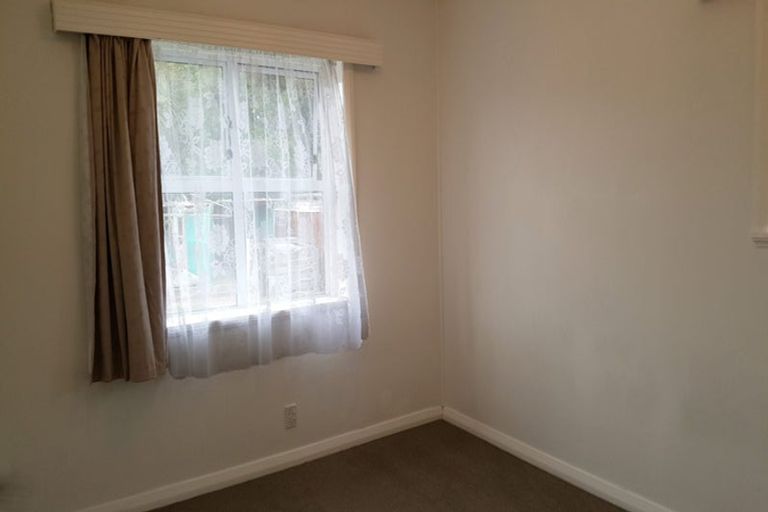 Photo of property in 61 Strathmore Avenue, Strathmore Park, Wellington, 6022