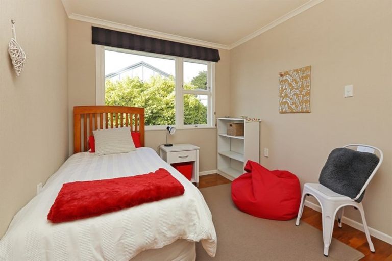 Photo of property in 115 Te Mata Road, Havelock North, 4130