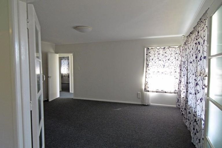 Photo of property in 65 Hobart Crescent, Wattle Downs, Auckland, 2103