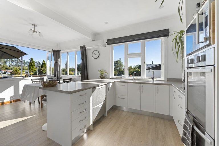 Photo of property in 13 Konini Street, Inglewood, 4330