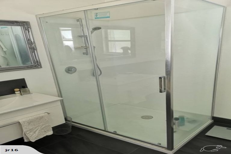 Photo of property in 596 Maunganui Road, Mount Maunganui, 3116