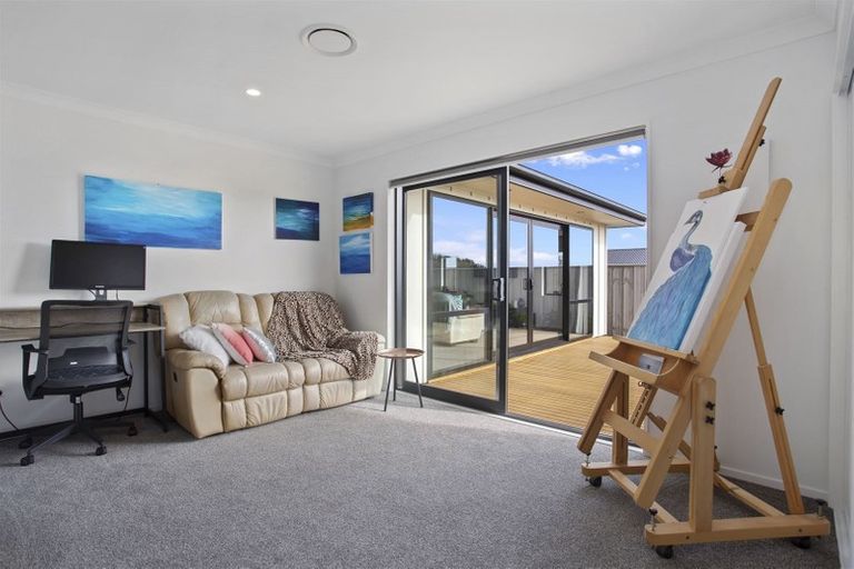 Photo of property in 91 Te Hurunui Drive, Pegasus, 7612