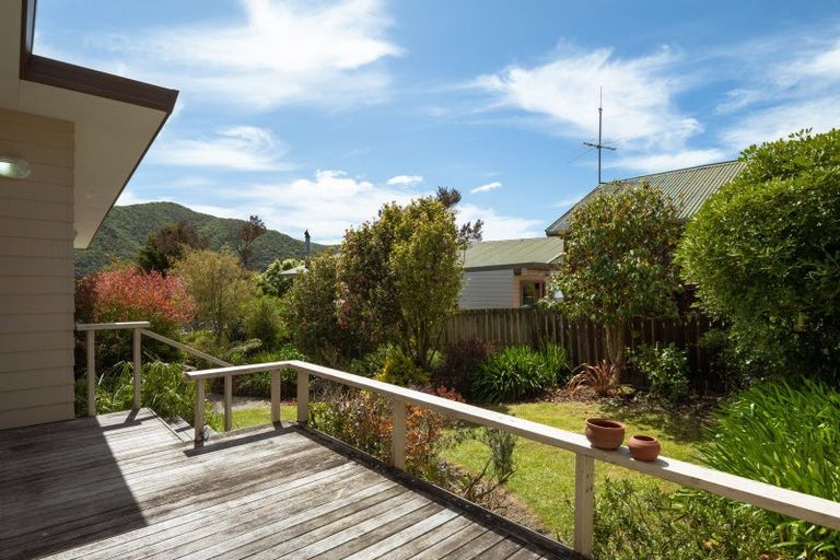 Photo of property in 5 Bayview Drive, Waikawa, Picton, 7220
