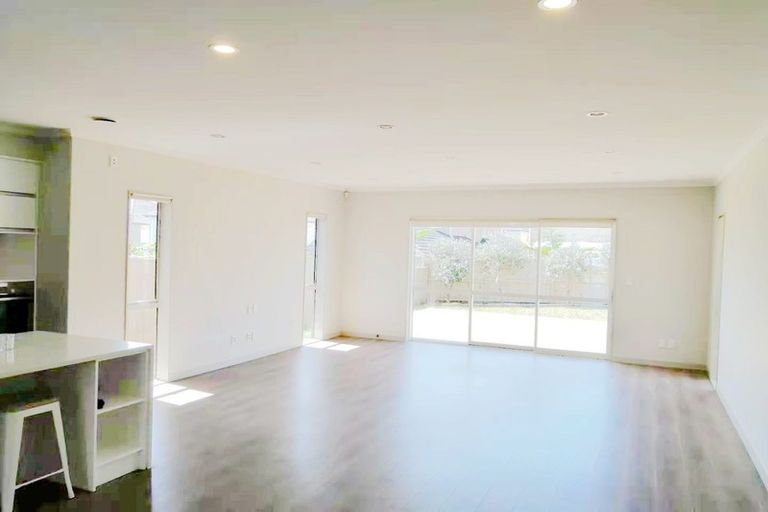 Photo of property in 10 Kildare Road, Flat Bush, Auckland, 2019