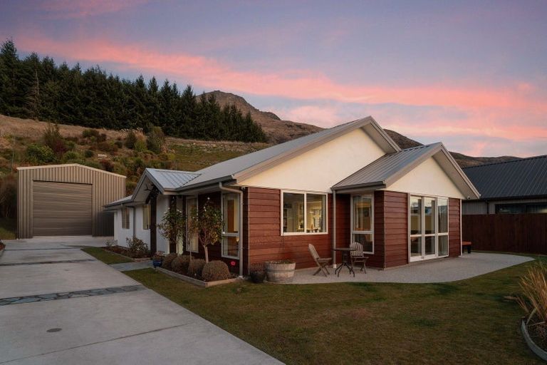 Photo of property in 36 Risinghurst Terrace, Lower Shotover, Queenstown, 9304