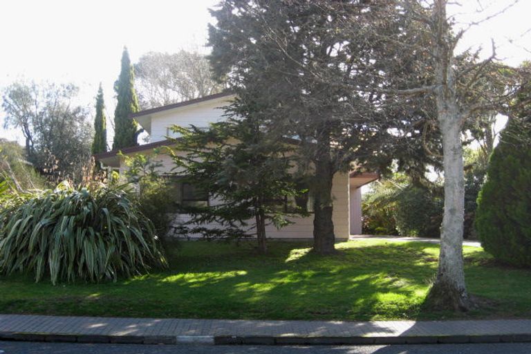 Photo of property in 82 Marina Terrace, Kinloch, Taupo, 3377