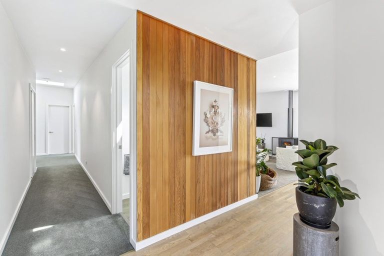 Photo of property in 26 Stackbrae Avenue, Wanaka, 9305