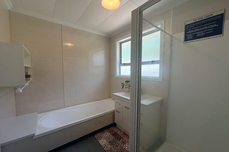 Photo of property in 73 Mould Street, Waitara, 4320