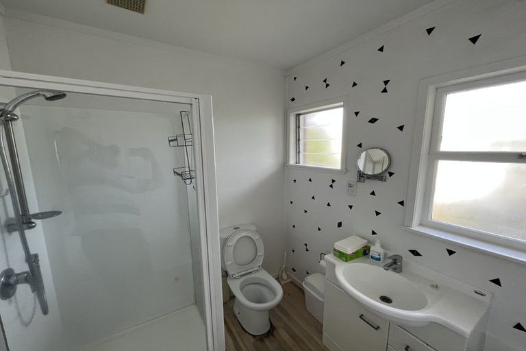 Photo of property in 1/167 Forrest Hill Road, Forrest Hill, Auckland, 0620