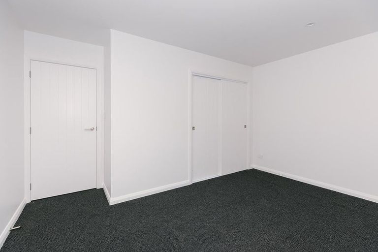 Photo of property in 42 Freedom Drive, Kelvin Grove, Palmerston North, 4414