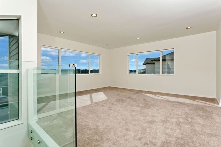 Photo of property in 61 Madison Terrace, Silverdale, 0932