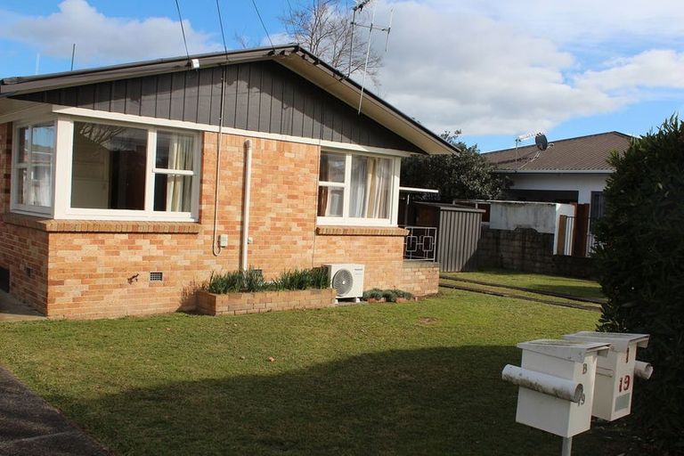 Photo of property in 19 Steele Road, Forest Lake, Hamilton, 3200