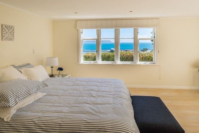 Photo of property in 150 Motuhara Road, Plimmerton, Porirua, 5026