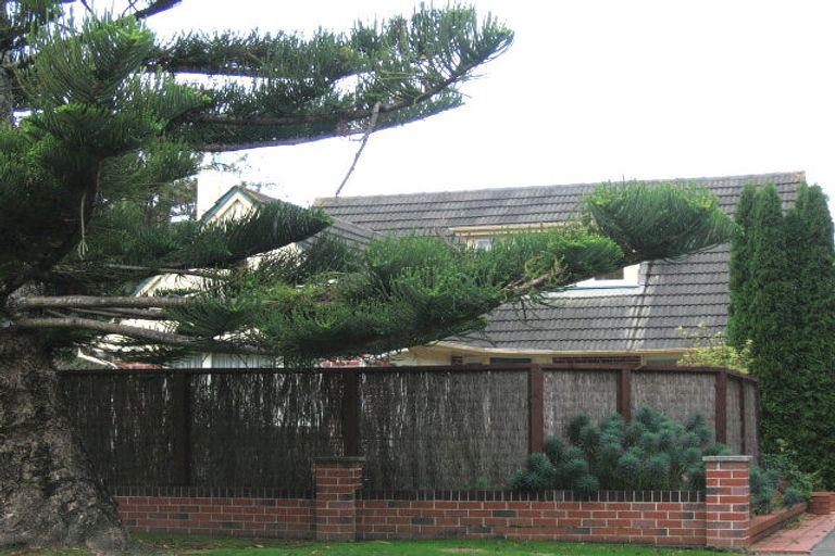 Photo of property in 10 Avalon Crescent, Avalon, Lower Hutt, 5011