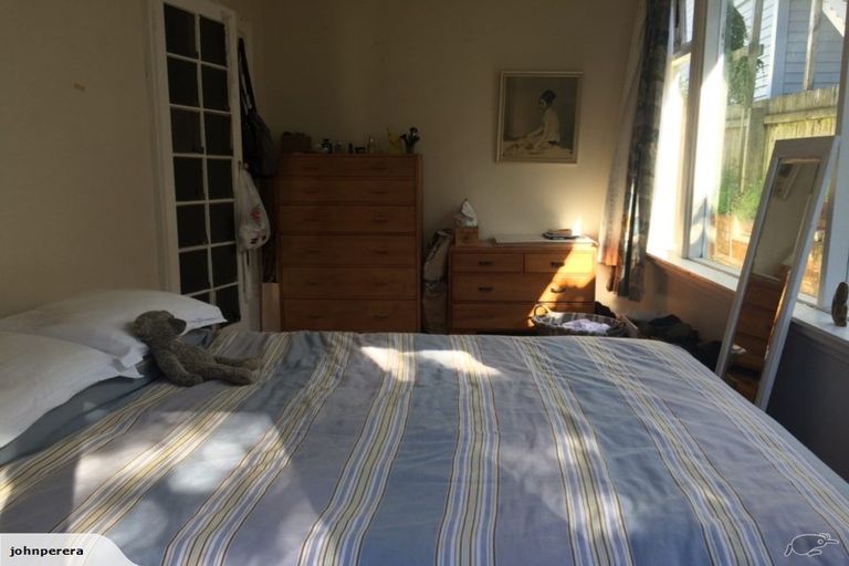 Photo of property in 1/17 Clifton Terrace, Kelburn, Wellington, 6012