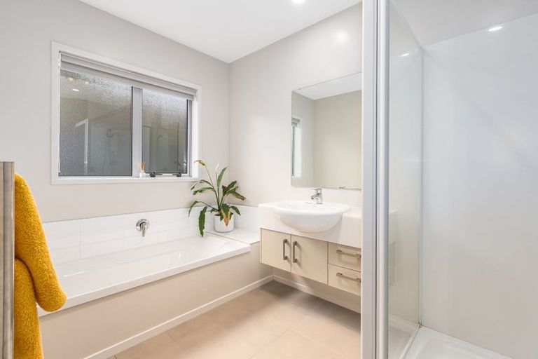 Photo of property in 17 Kaimai Place, Aotea, Porirua, 5024