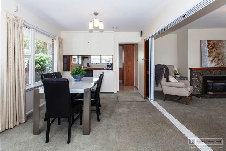 Photo of property in 42 Grahams Road, Ilam, Christchurch, 8041