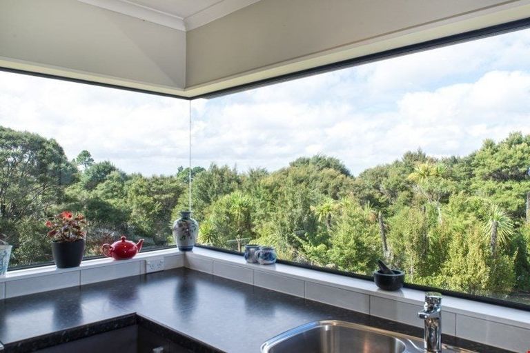 Photo of property in 58 Quail Road, Kaukapakapa, Warkworth, 0984