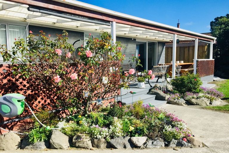 Photo of property in 62 North Terrace, Darfield, 7510